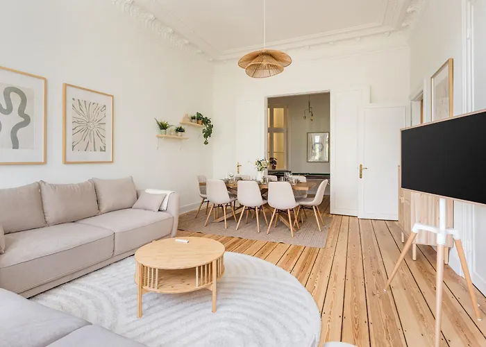 Auf 120qm Mit Billardtisch Fuer Bis Zu 9 Gaeste Appartement