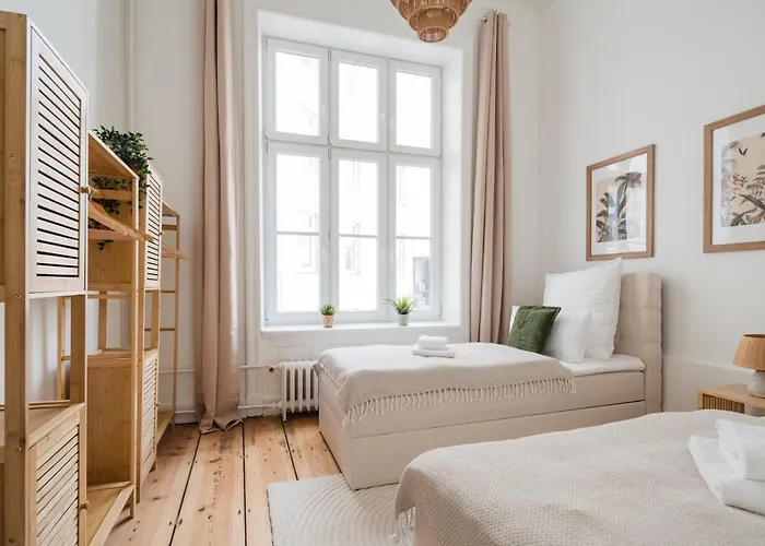 Auf 120qm Mit Billardtisch Fuer Bis Zu 9 Gaeste Appartement Hambourg